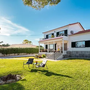 https://limmo-garden-cascais-2750-833.hotels-lisbon-portugal.com